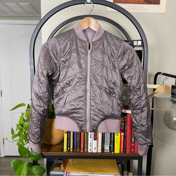 Lululemon Women's Flip It & Reverse It Jacket Purple Size 2 Full Zip PrimaLoft - Picture 10 of 16